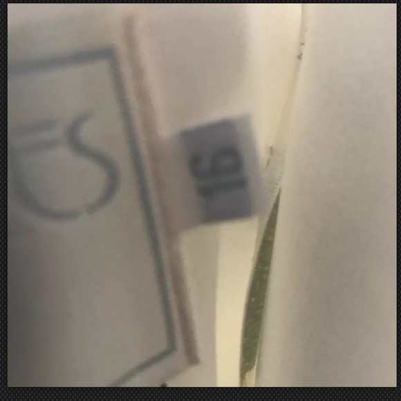 Wedding Gown - Augusta Jones - 16 - Picture 6 of 7